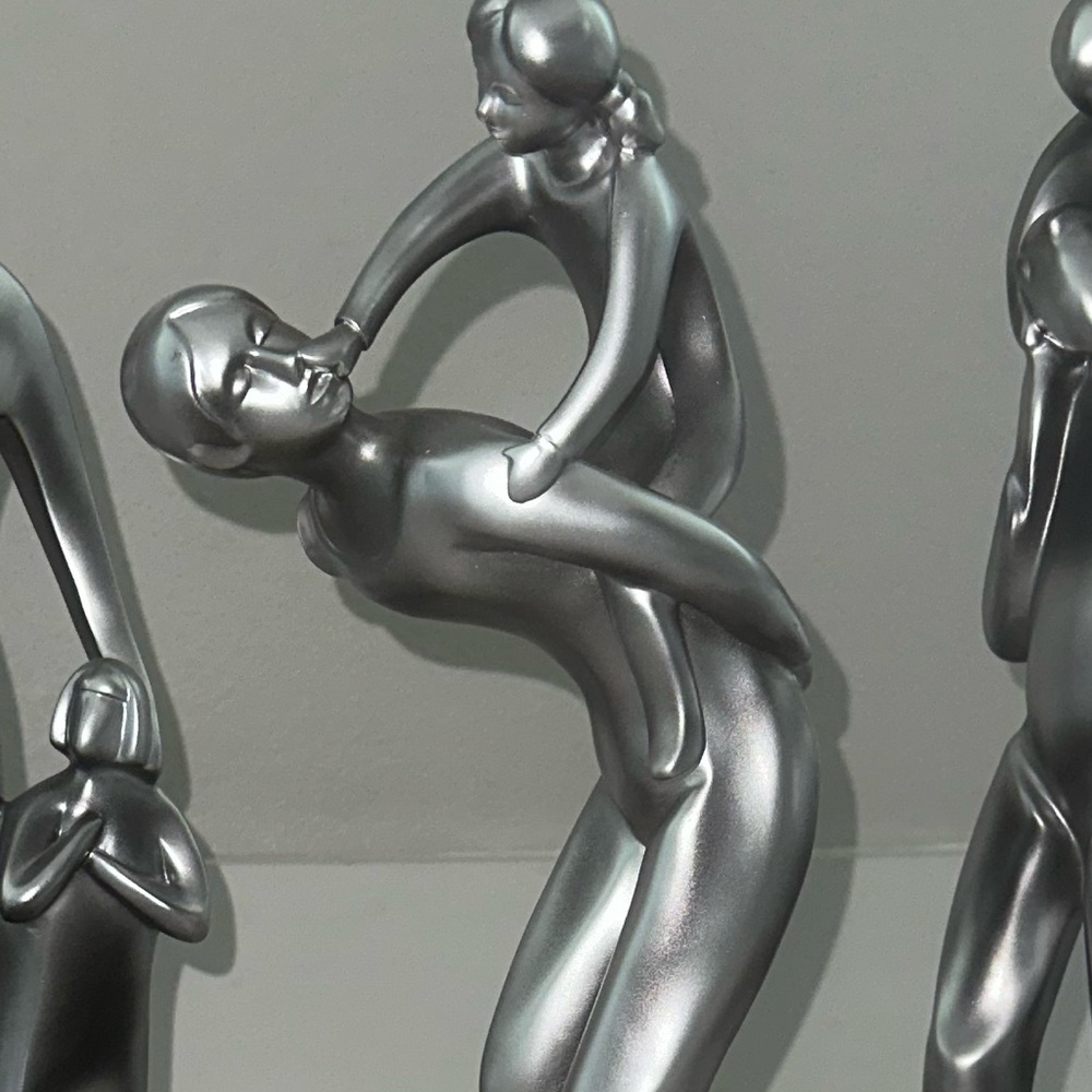 Decorative Statue - “Adult & Child 1”